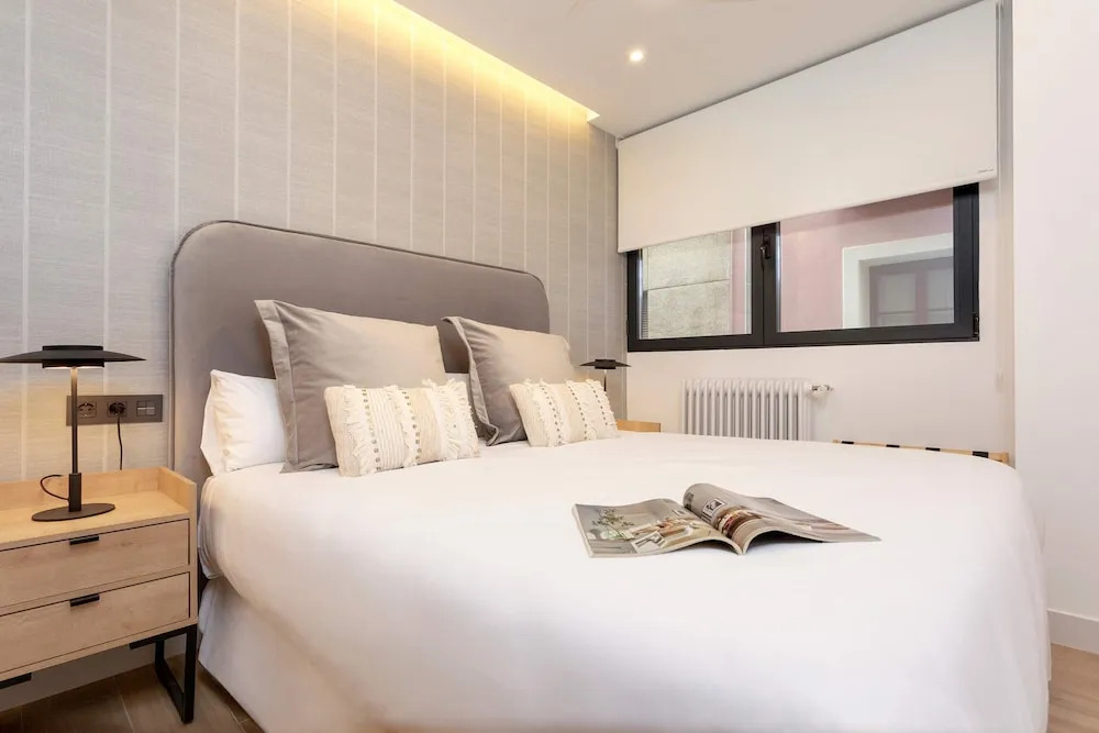 Exclusive Apartment in Granada Center Alhondiga II