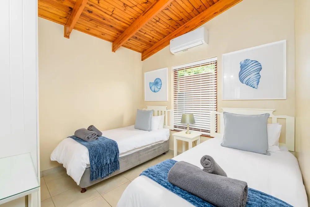 San Lameer Villa Rentals 3409
