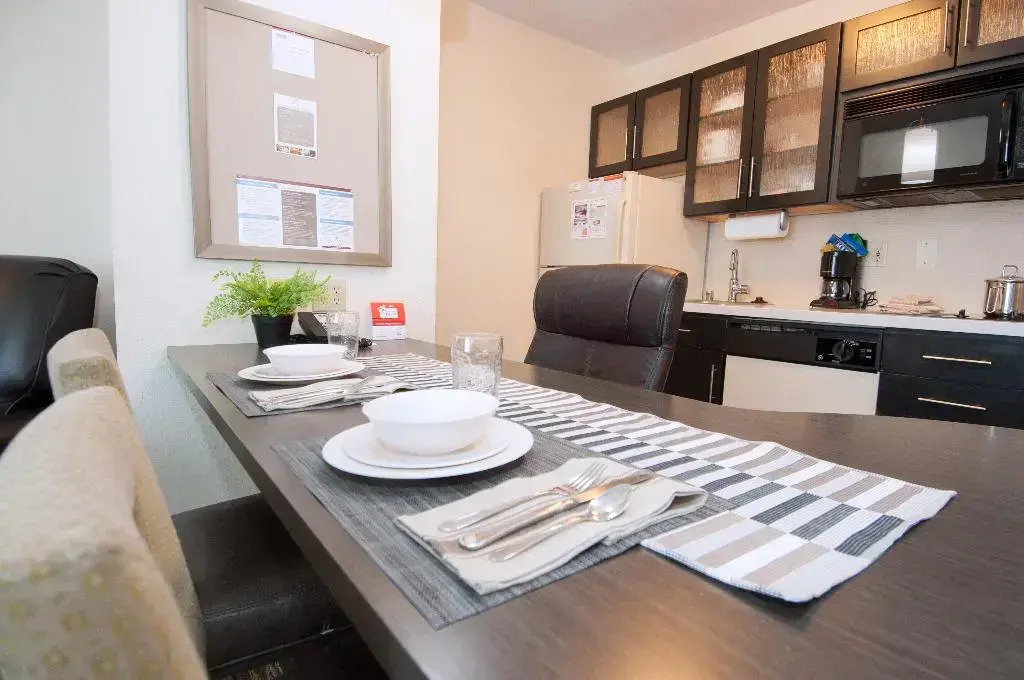 Sonesta Simply Suites Garden Grove Anaheim