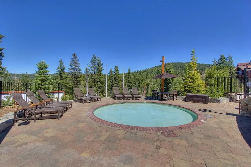 Catamount Condo #306 2 Bedrooms 2.5 Bathrooms Condo