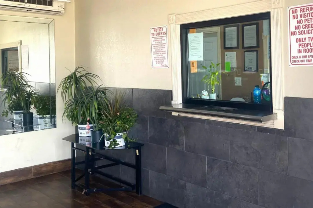 Regency Inn Houston near Hobby Airport