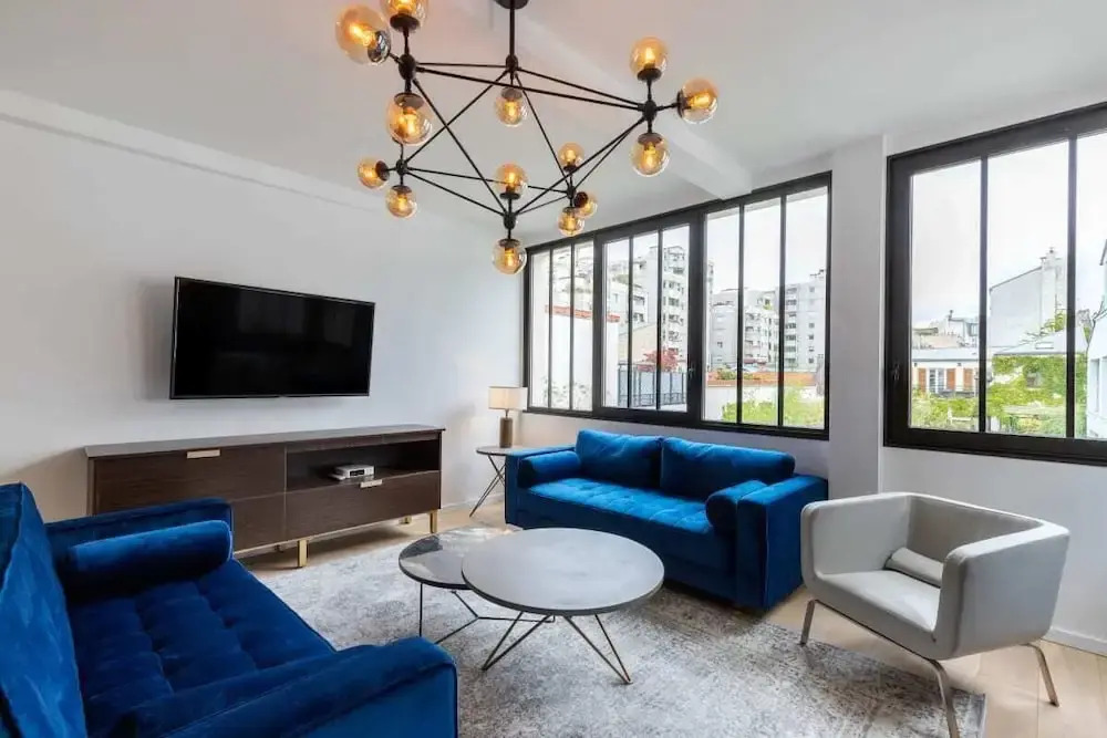 Stunning 2 Bed Apartment, Sleeps 4