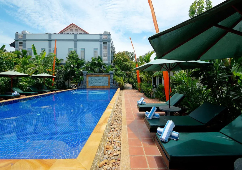 Mango Angkor Boutique