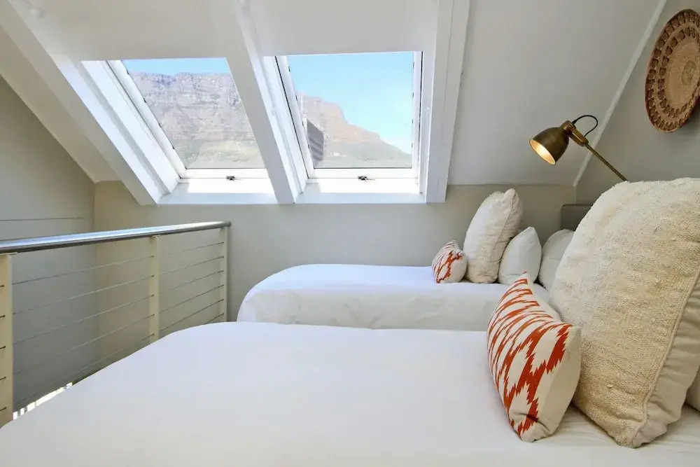 ITC Hospitality Group Penthouse 2 Bedrooms Piazza On Church Square