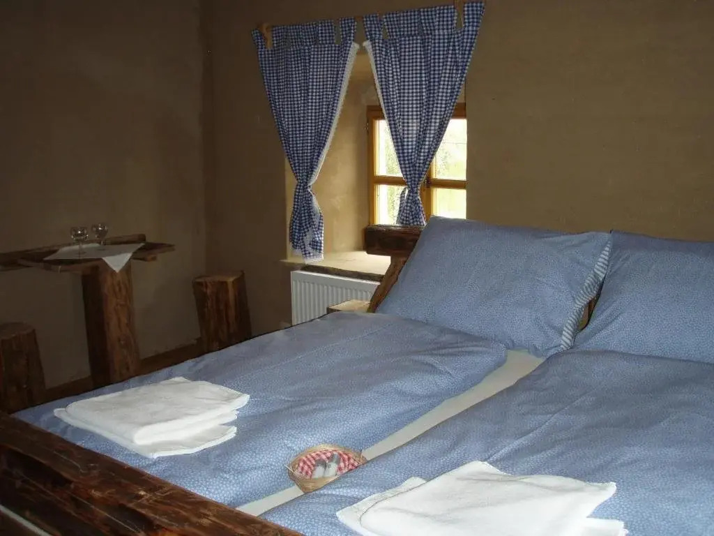 Krčma Hotel U Císařské Cesty