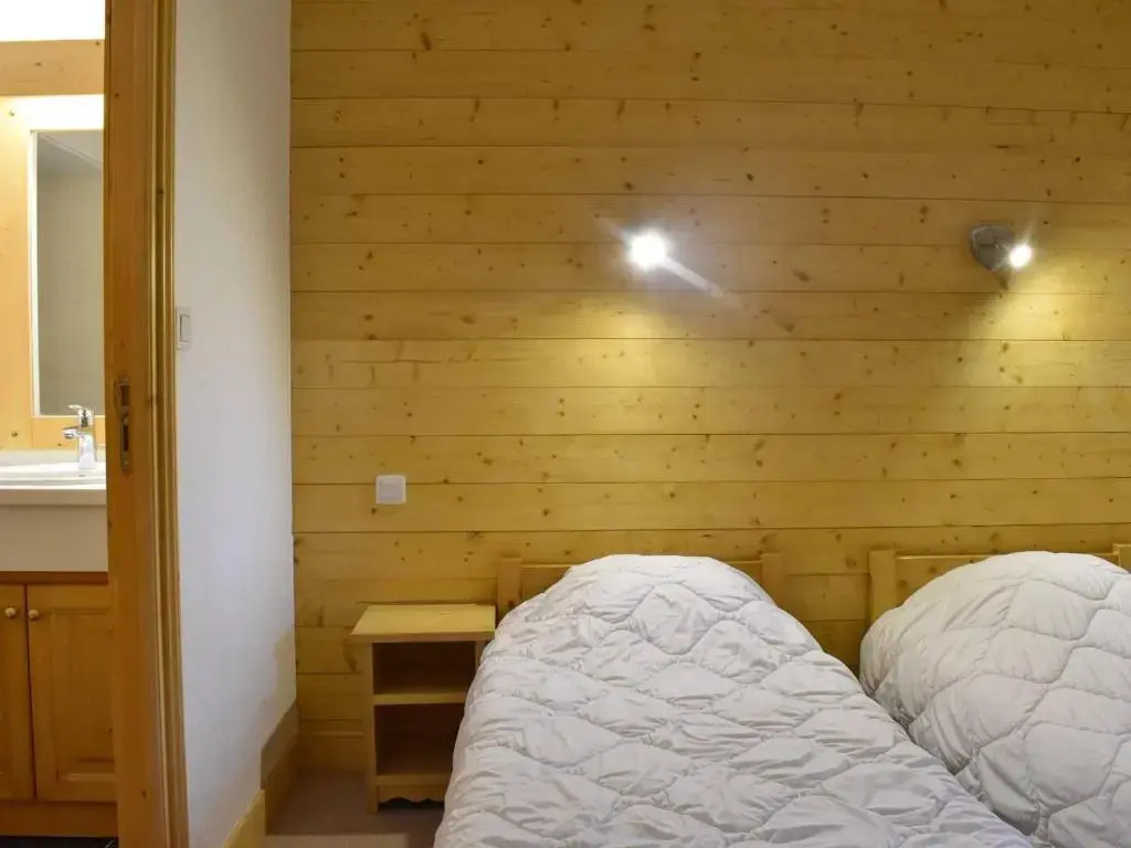 Appartement Méribel, 5 pièces, 11 personnes - FR-1-180-185