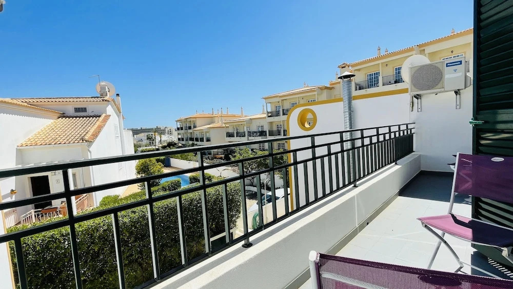 Noly - Shared Pool - 8 Guests - Albufeira