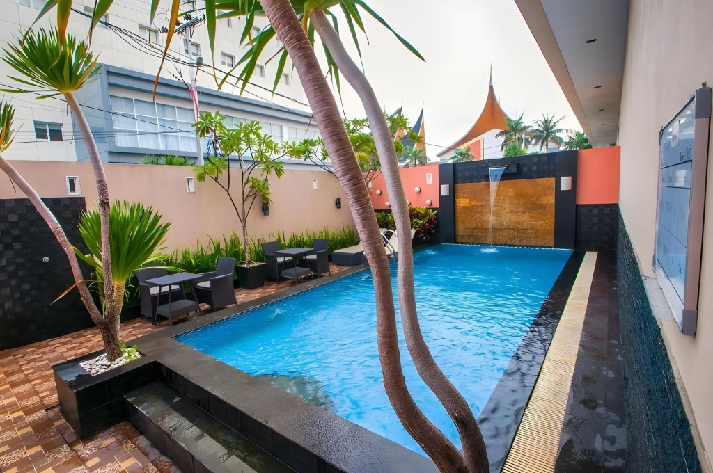 Daima Hotel Padang