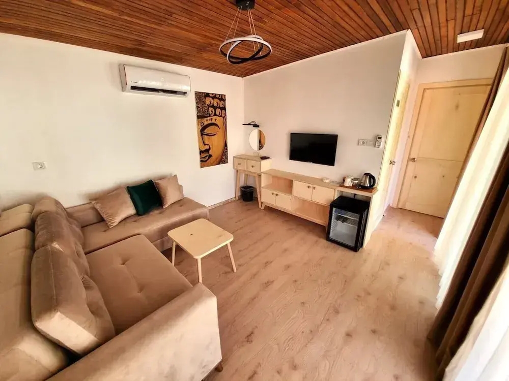 My House Urla