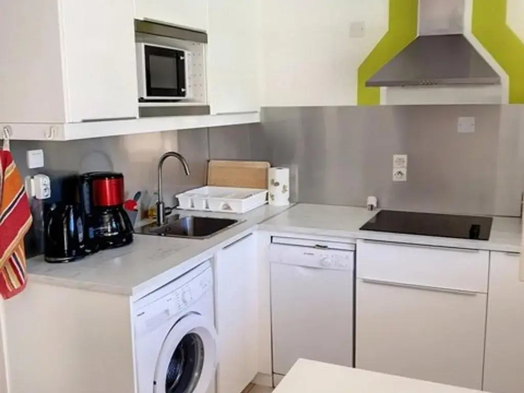 Appartement Bormes-les-Mimosas, 3 pièces, 6 personnes - FR-1-610-46