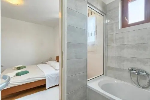 Holiday home Stinjan Prilaz Plazina