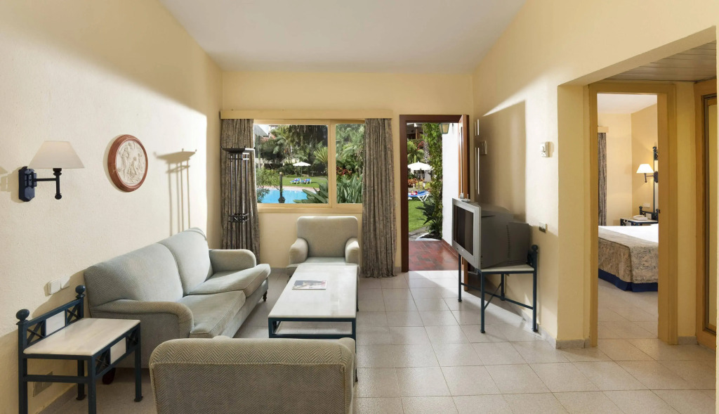 Radisson Resort & Residences Tenerife