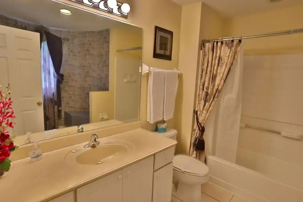 Florida Paradise Castle in Emerald Island Resort near Disney