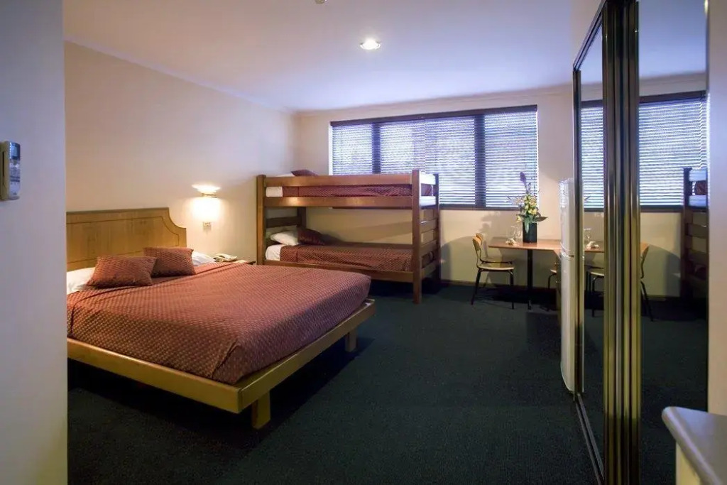 Madison Capital Executive Apartments