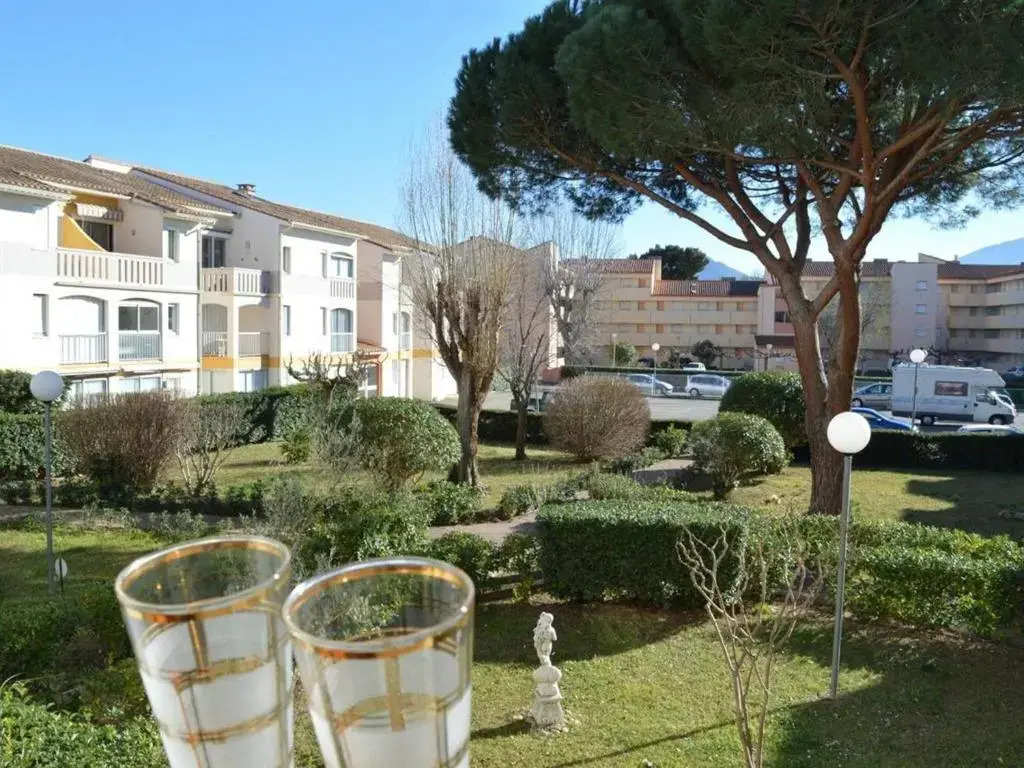 Appartement Argelès-sur-Mer, 1 pièce, 3 personnes - FR-1-225-548