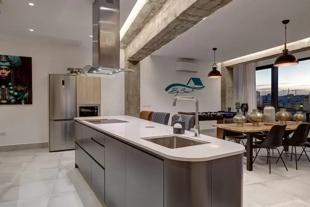Luxury Apartments In Málaga by Seric