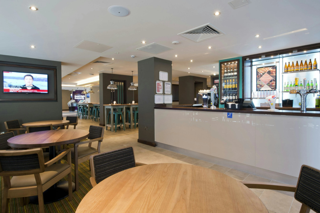 Premier Inn Slough Central South