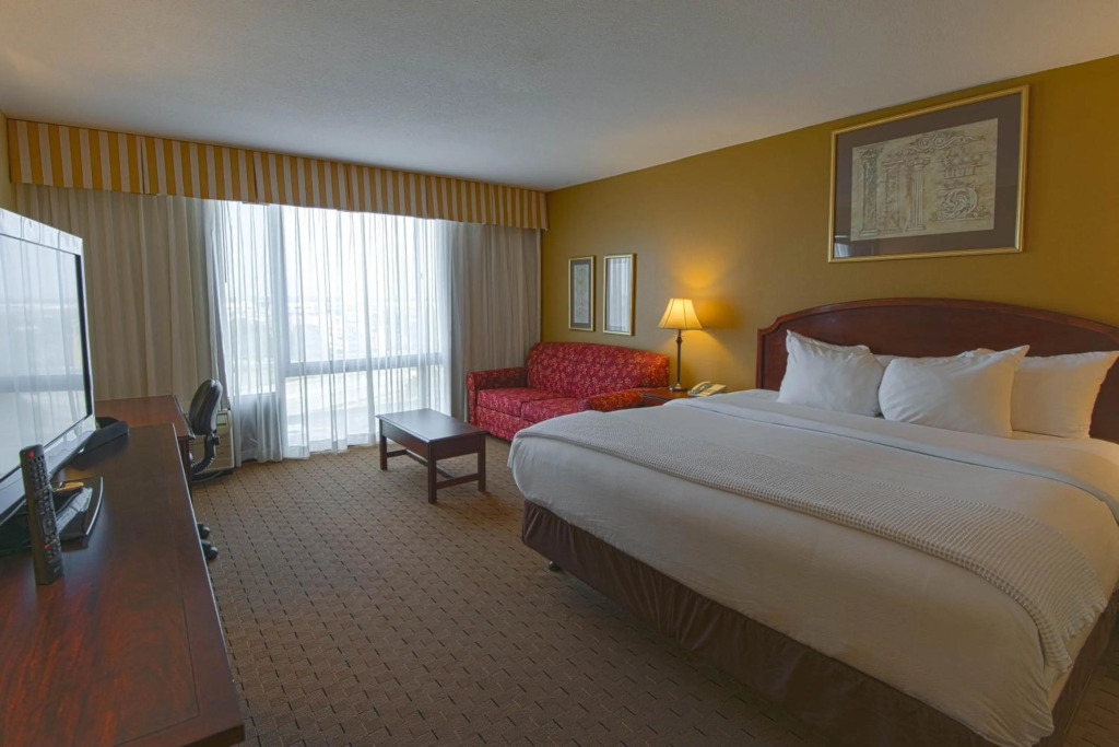 MCM Elegante Hotel & Suites Lubbock