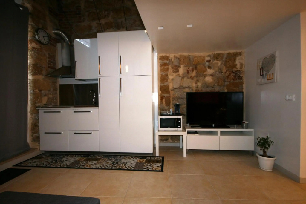 Home sotto l'Arco