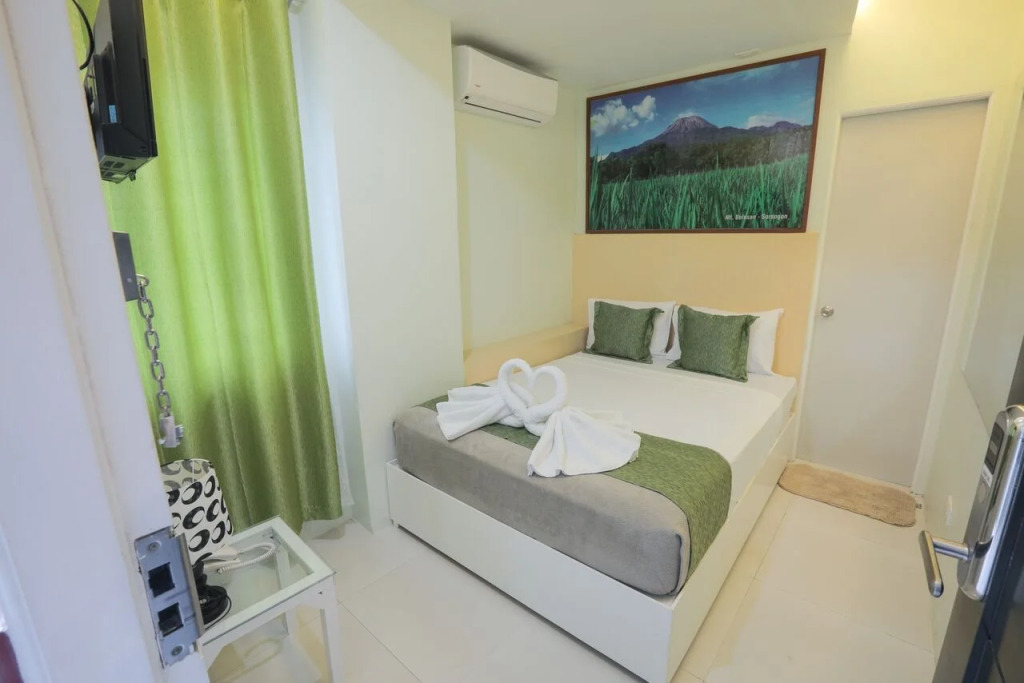 Villa Rosita Hotel Naga City by RedDoorz