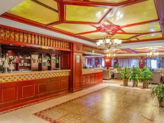 Zhufangzi Cinema Hotel (Anyue Beimenkou)