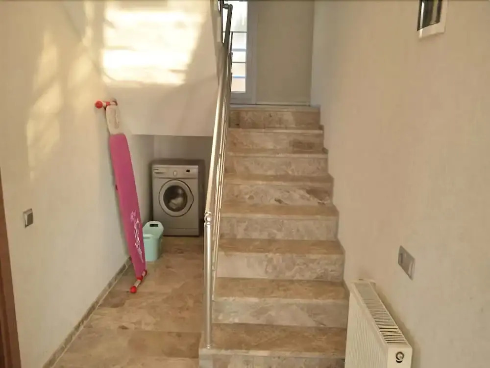 New Age Villa Toker