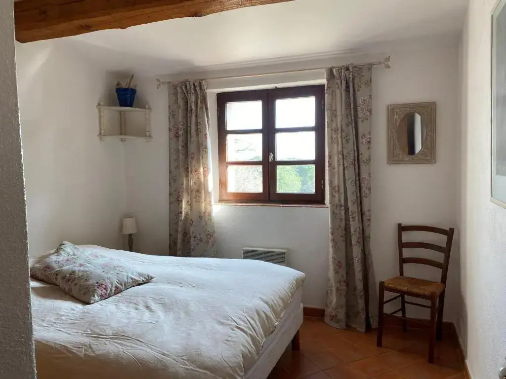 FERME DU MOULIN ROUX- 2 superbes appartements- 2cbres chacun- classé 3 étoiles, climatisés