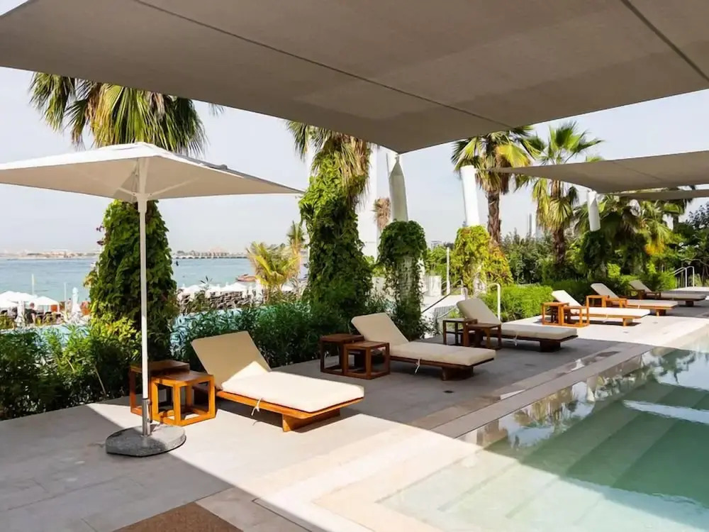 Luxurious 1BR Oasis Panoramic Views