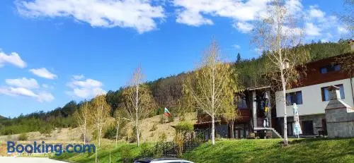 Alpine Garden Hotel