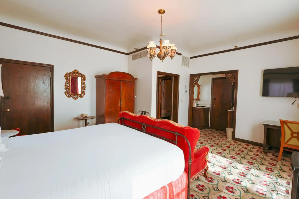 Mizpah Hotel