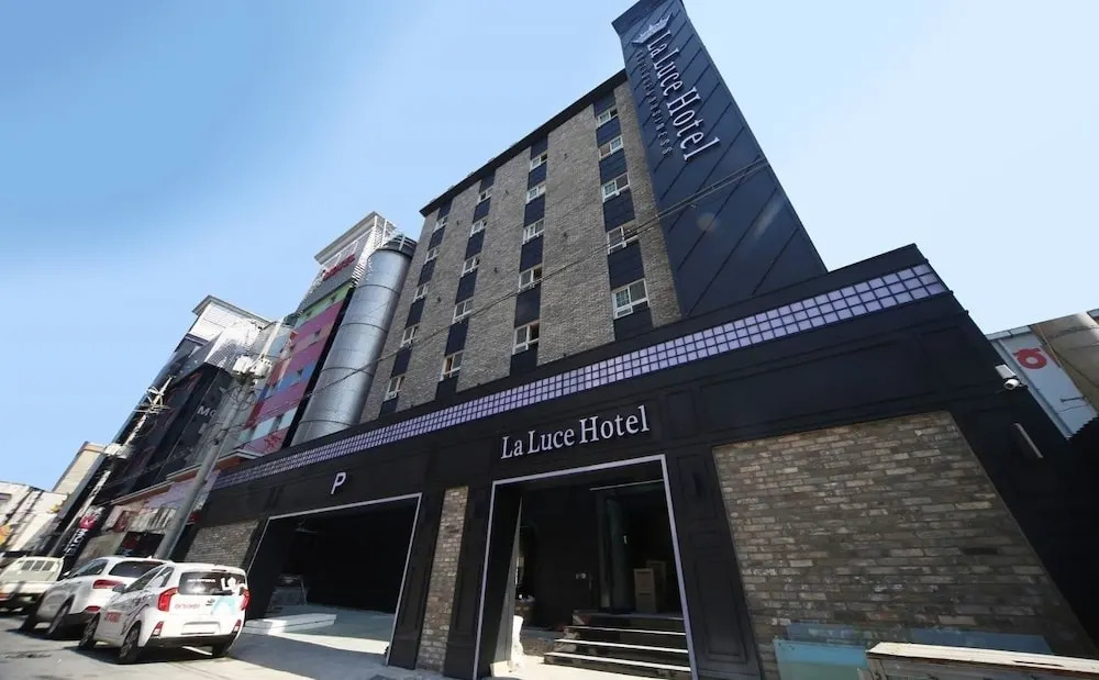 La Luce Hotel