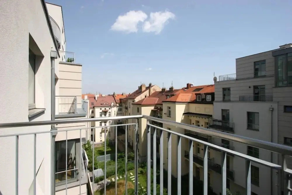 Angel Apartments