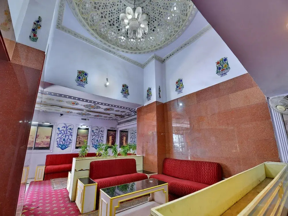 Hotel Neelam