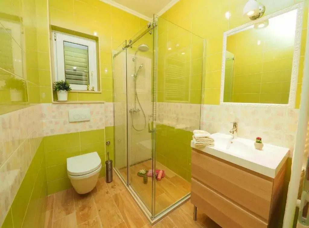 Villa Antonija - Four-Bedroom Villa with Terrace and Private Pool