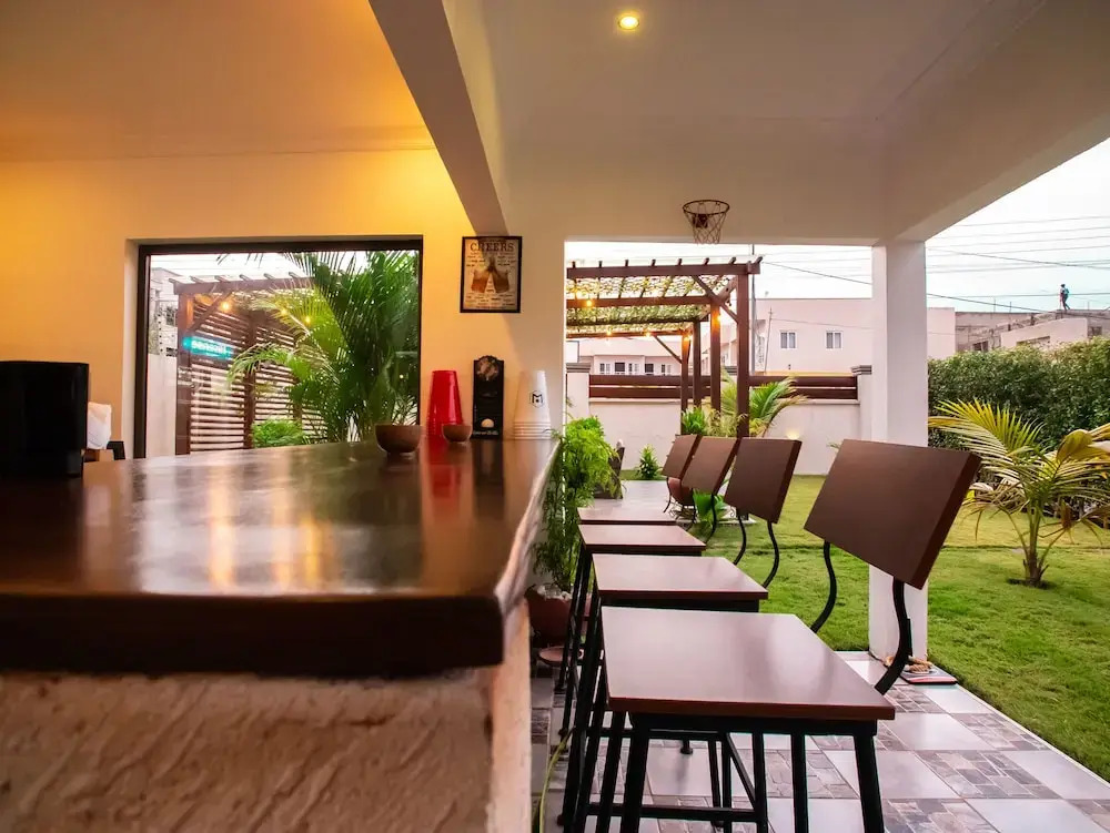 KoKo Palm Inn LTD