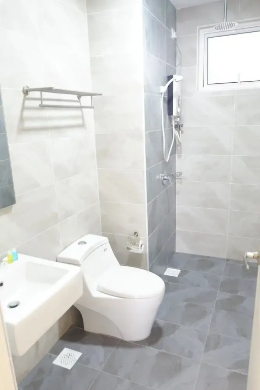 Pinnacle Tower Apartment Stay by Feel Suites