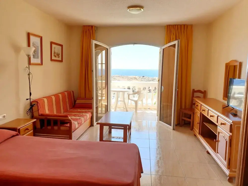 Studio in Costa del Silencio, With Wonderful sea View, Shared Pool, Furnished Terrace - 1 km From the Beach