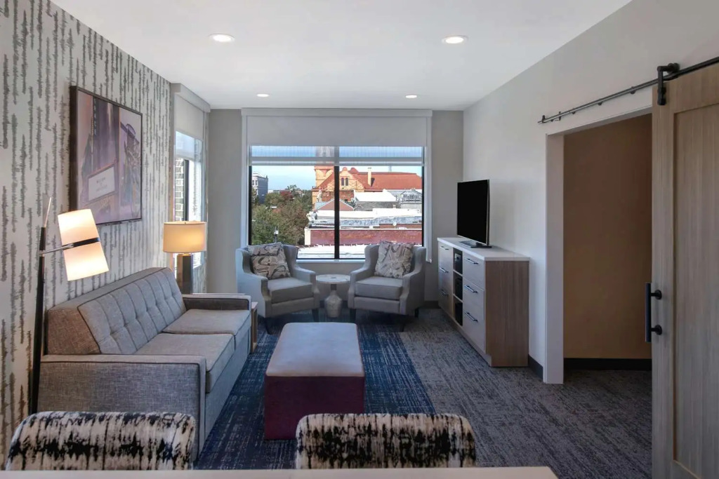 Home2 Suites by Hilton Anderson Downtown