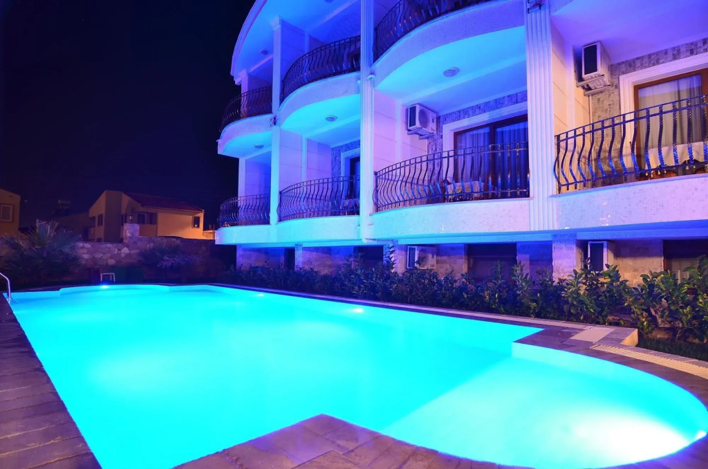 Cunda Paradise Otel