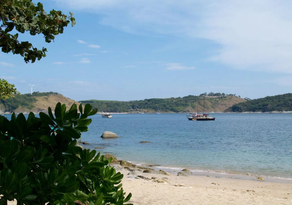 Baan Krating Phuket Resort