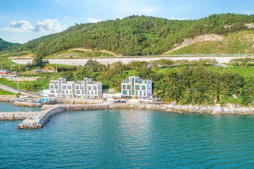 Yeosu Yellow Sub Marine