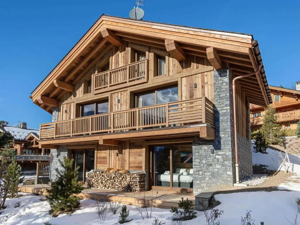 Chalet familial moderne près des pistes avec parking - FR-1-566-43