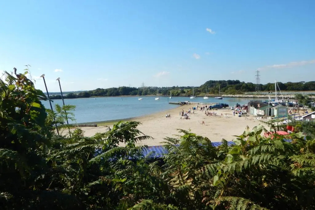 Pine Ridge 59 Rockley Park Poole with sea view sleeps six