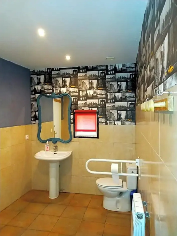 ALBERGUE CASA BAZTAN