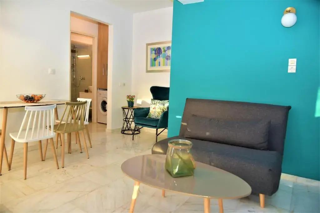 Emerald Apartment Halepa