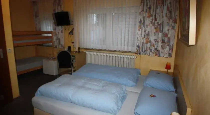 Golden Rangau Hotel & Pension