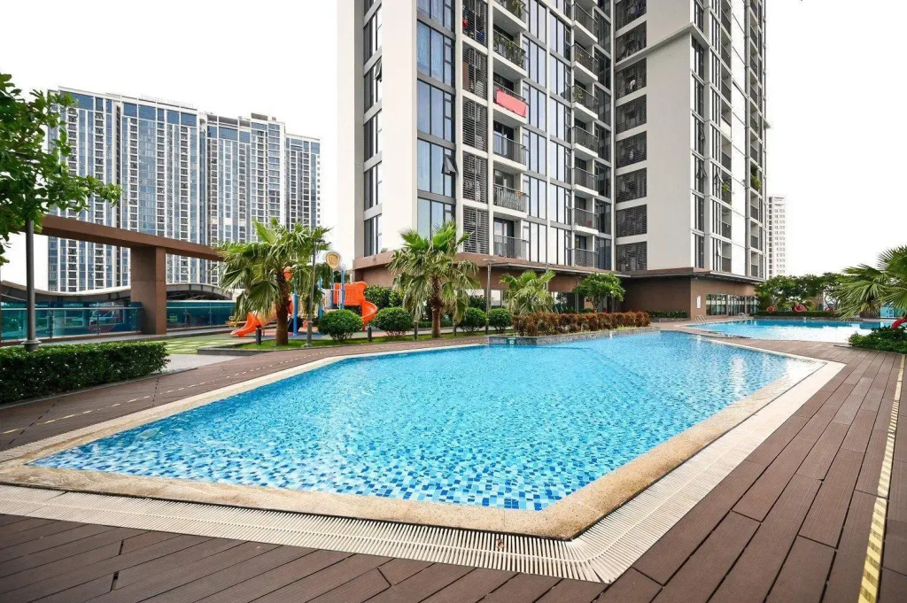Căn hộ cao cấp 5 sao gần quận 1&4
