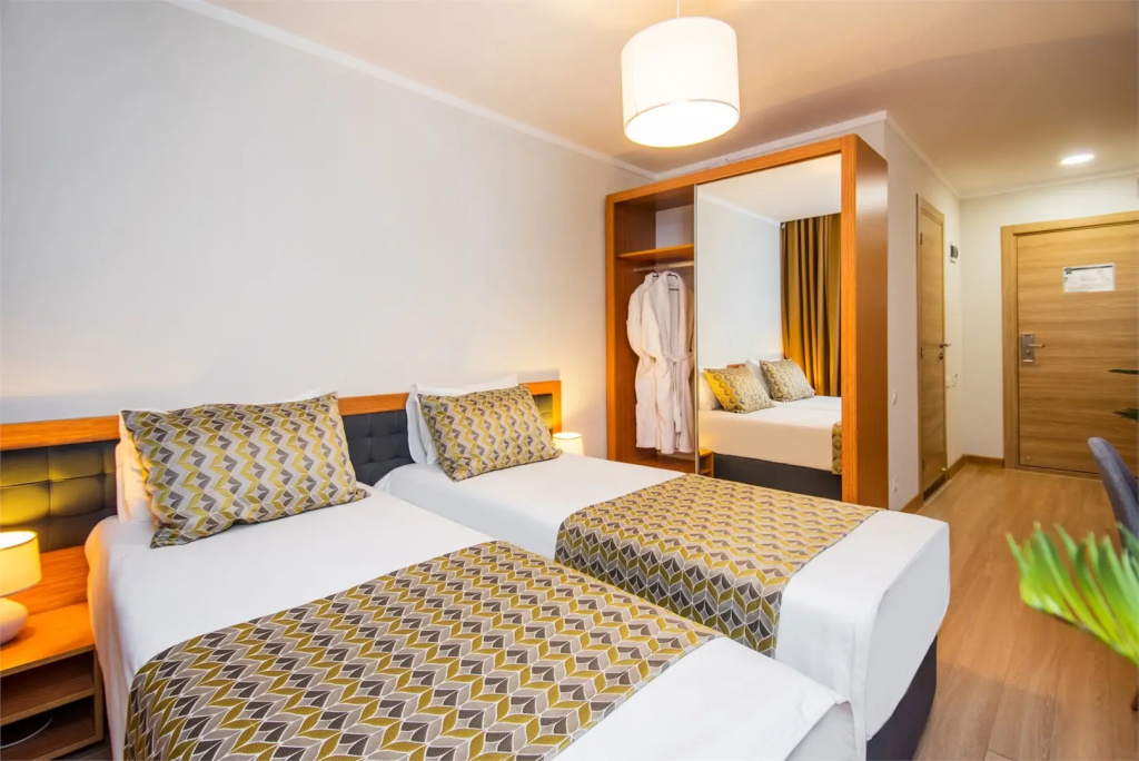 Отель Orbi Palace Hotel Official