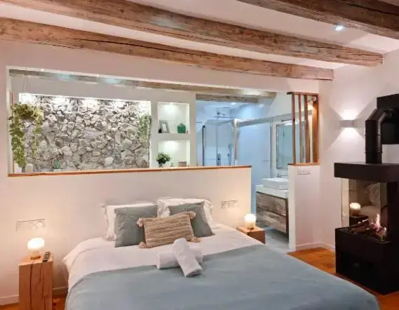 Majord'Home Spa 4* - Le Bonbon -Cœur Vieille Ville