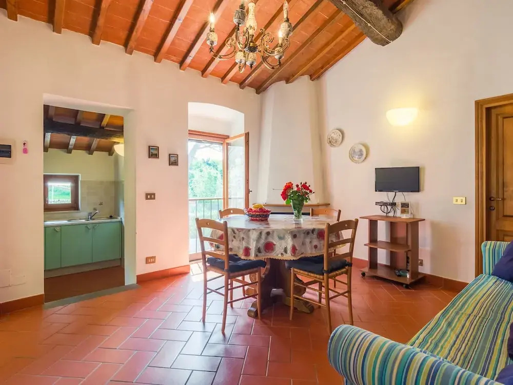 Attractive Apartment on Estate with Vineyards & Olive Grove near Florence